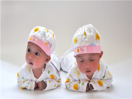 双胞胎男宝宝好听的名字有哪些 这些名字好听又文艺
